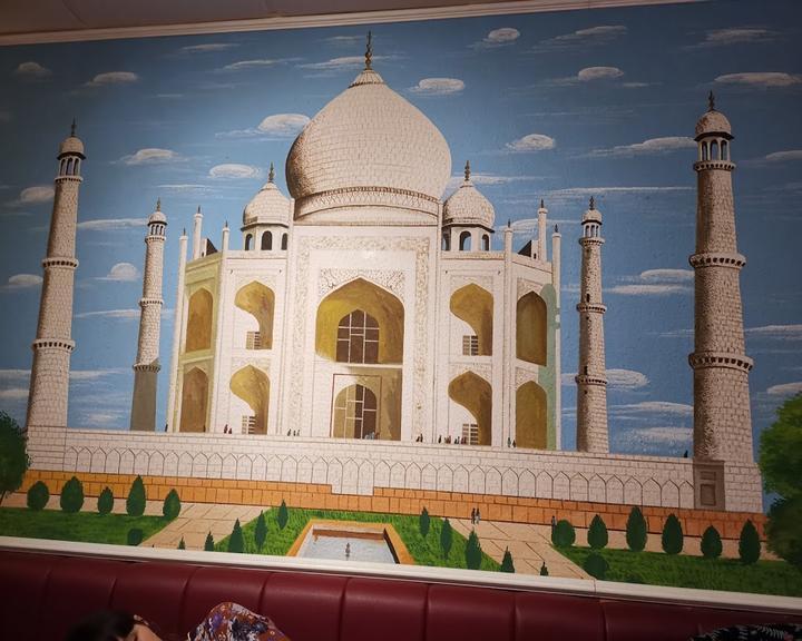 Taj-Mahal